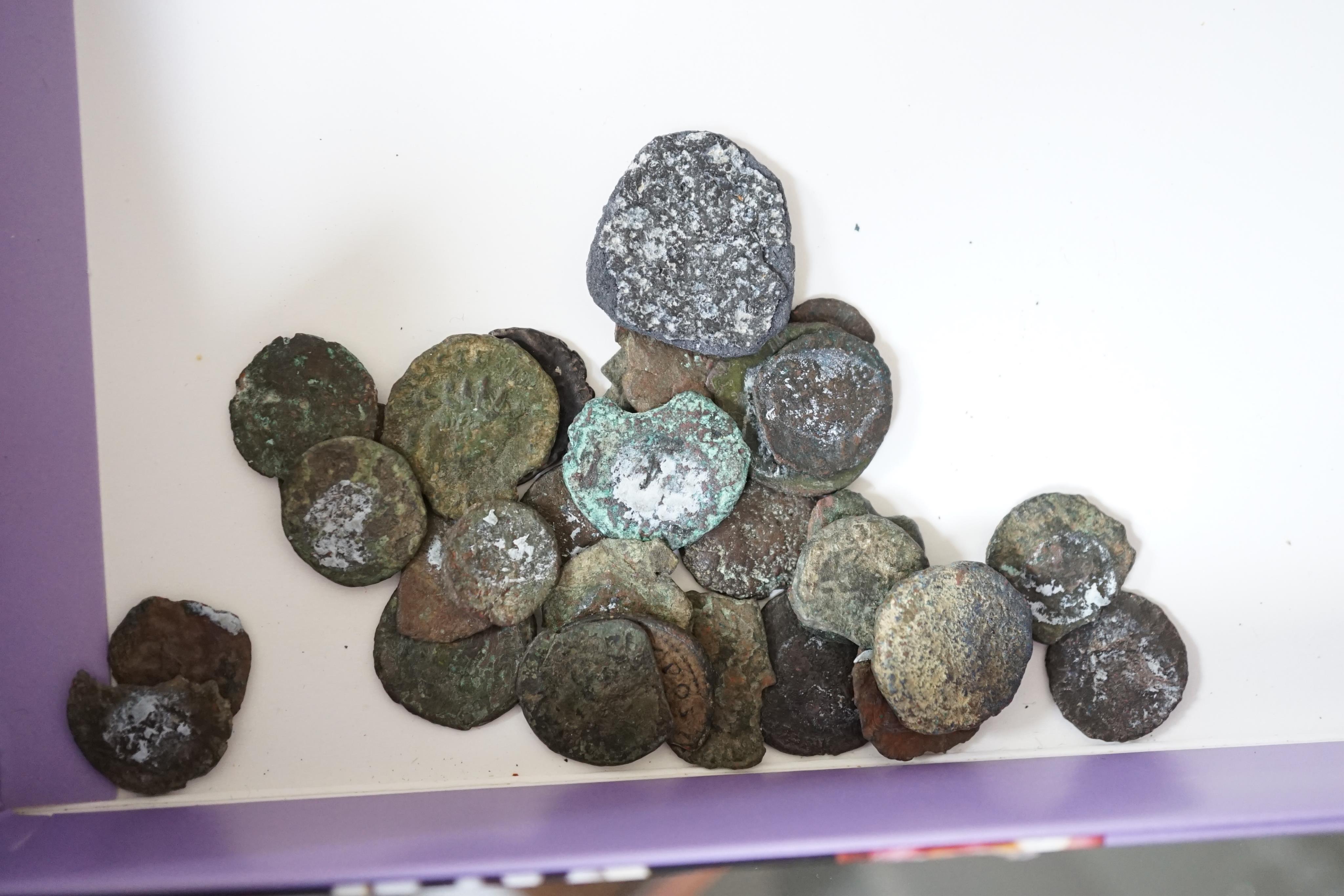 British Roman coinage, including Claudius II Gothicus AE Antoninianus, VF, most in poor condition and detectorist finds